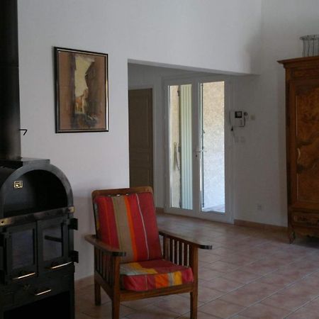 Вилла A L'Est D'Uzes Saint-Siffret Номер фото