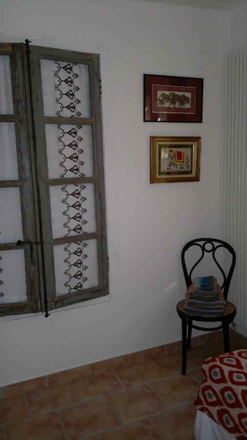 Вилла A L'Est D'Uzes Saint-Siffret Номер фото