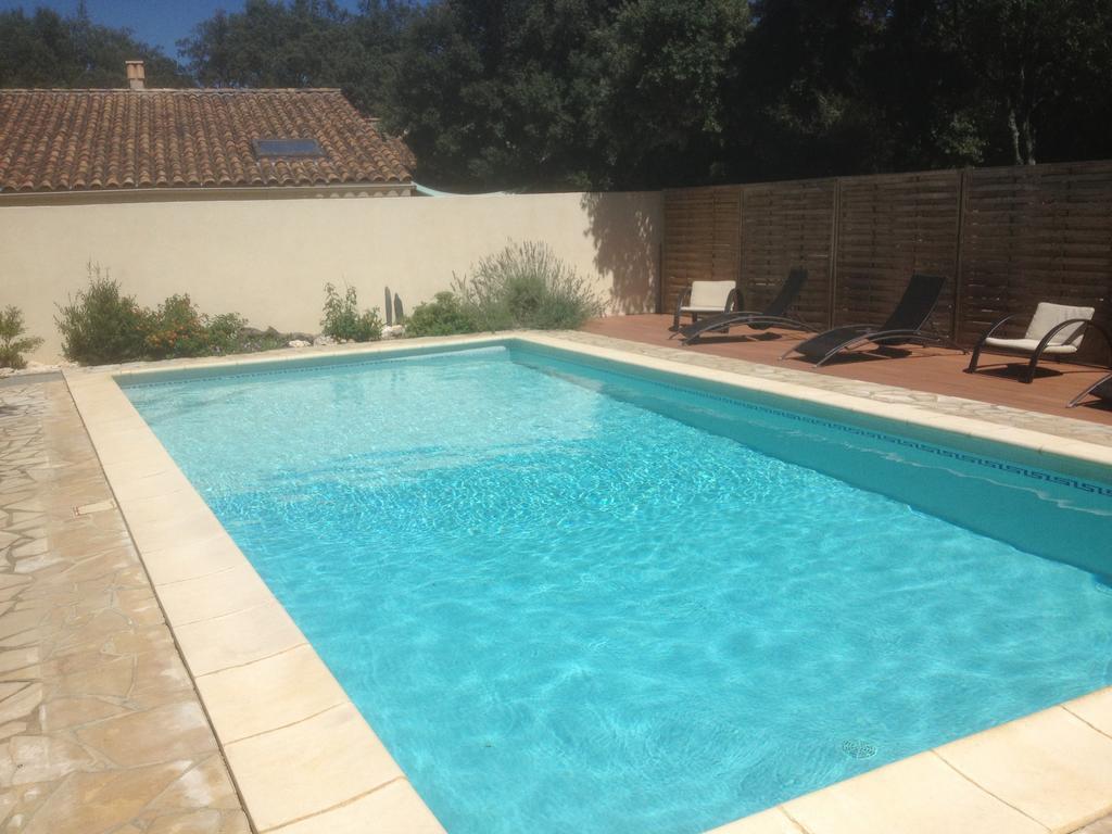 Вилла A L'Est D'Uzes Saint-Siffret Экстерьер фото