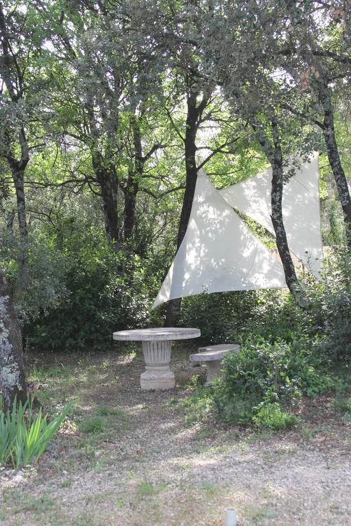 Вилла A L'Est D'Uzes Saint-Siffret Экстерьер фото